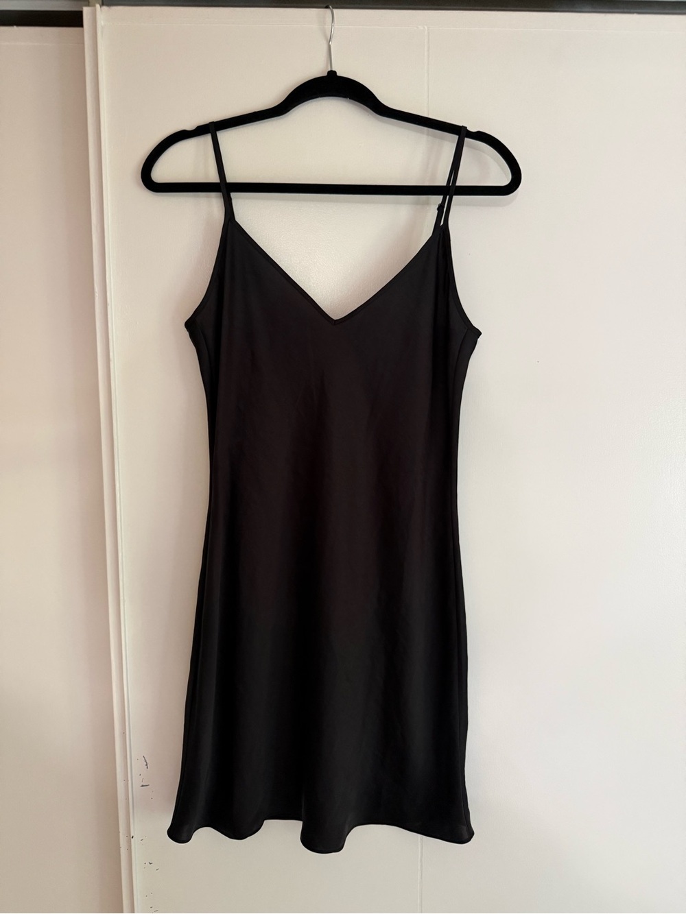Wilfred classic Black Slip Dress